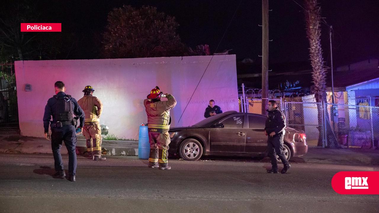 EMX-Incendian vehículo en la colonia Altamira; hay dos detenidos