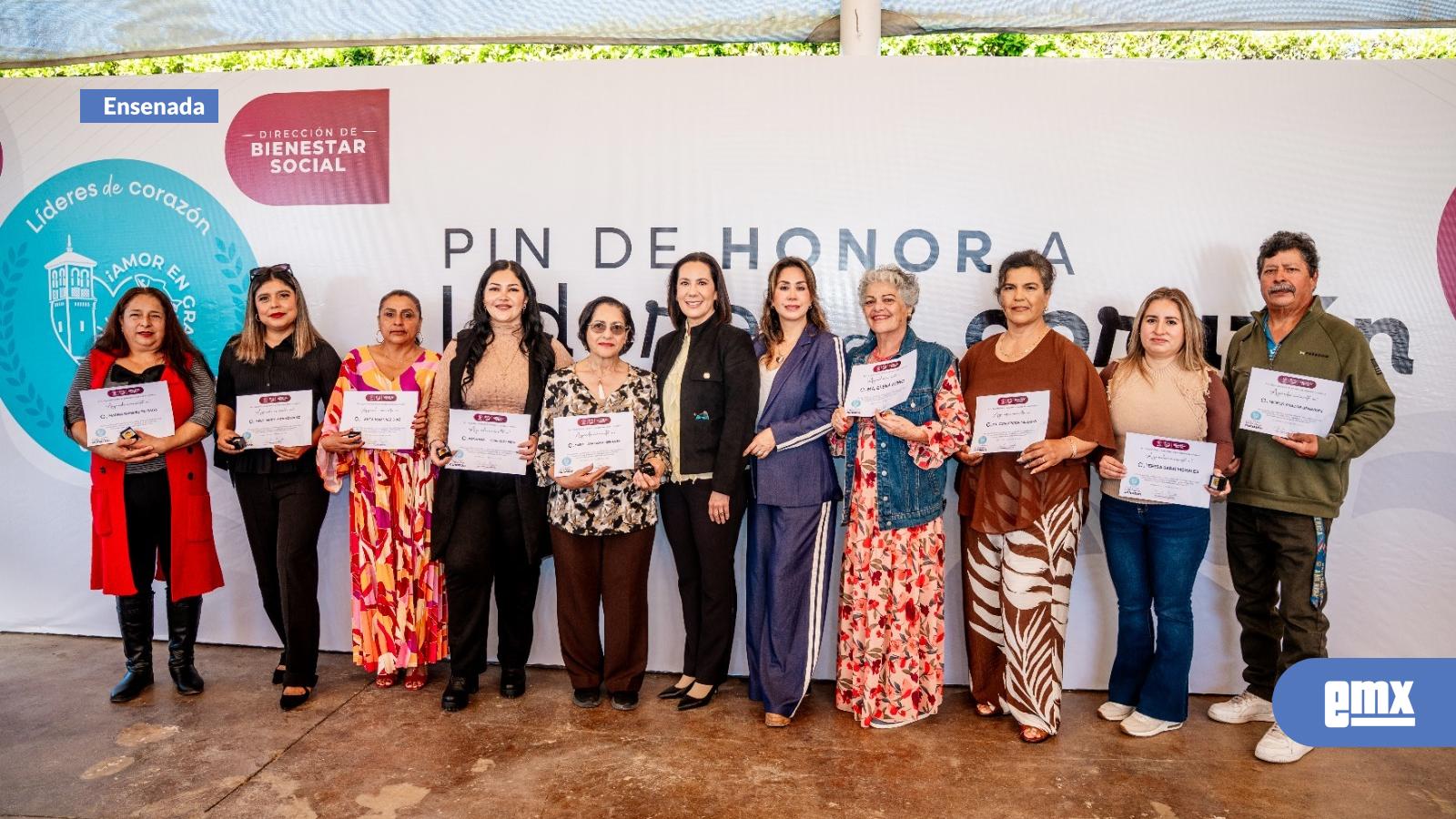EMX-Reconoce-Gobierno-de-Ensenada-a-mujeres-Líderes-de-Corazón