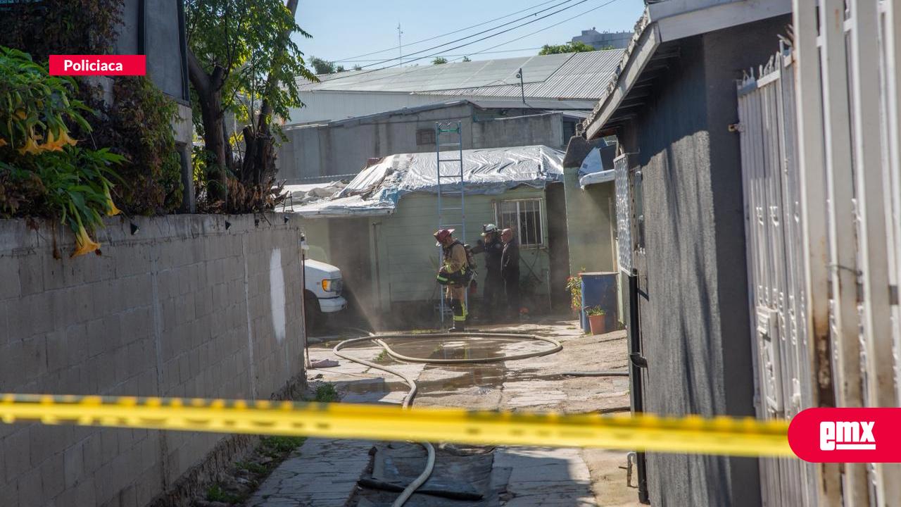 EMX-Incendio-consume-bodega-en-la-colonia-20-de-Noviembre