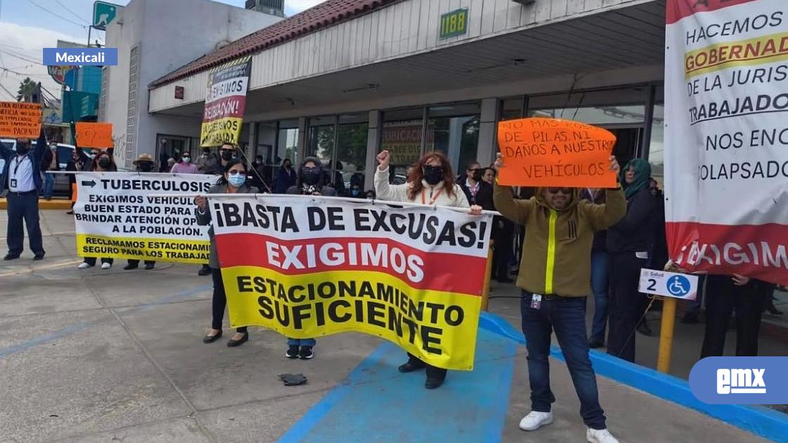 EMX-Nuevamente, Sindicato de Salud protesta ante incumplimiento de demandas laborales 