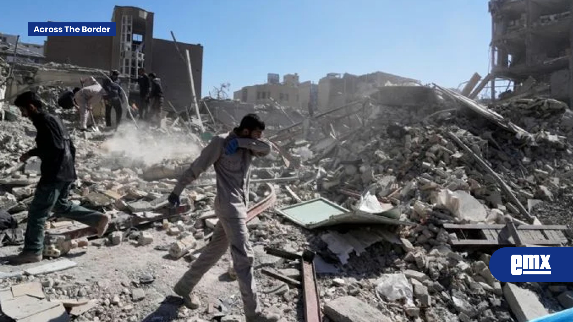 EMX-Embajada-de-EU-en-Riad,-alcanzada-por-drones-iraníes;-reportan-cientos-de-muertos-en-Irán