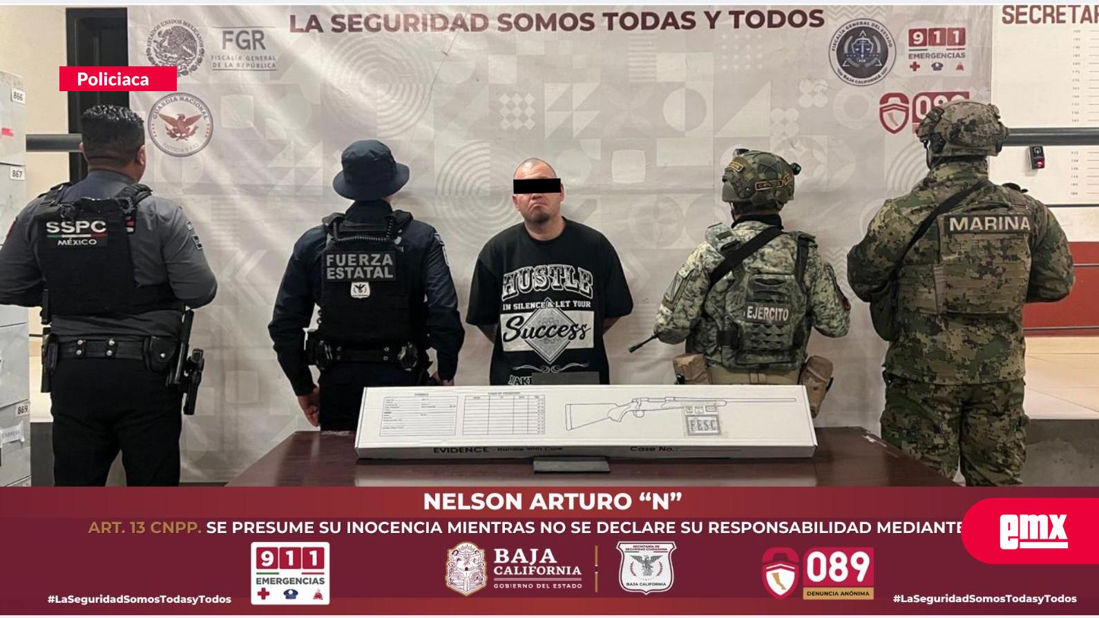 EMX-Cae-pistolero-con-fusil-de-asalto-en-Tijuana