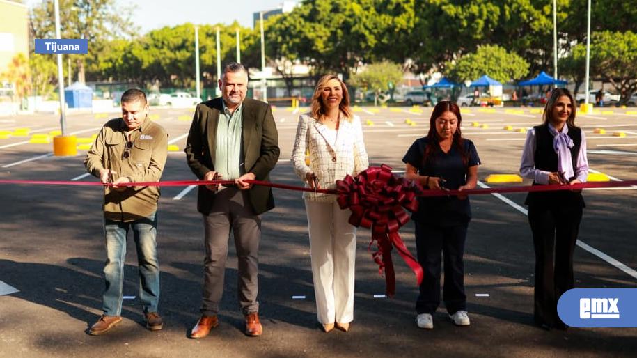 EMX-Entrega-Marina-del-Pilar-nuevo-estacionamiento-en-UABC-de-Zona-del-Río-Tijuana