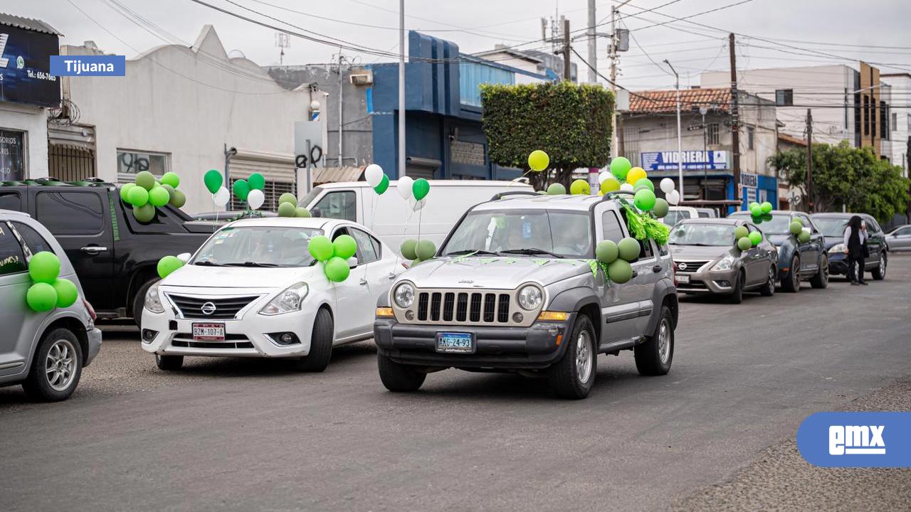 EMX-Caravana-acompaña-al-pequeño-Eren-rumbo-a-Guadalajara-para-su-trasplante-de-hígado