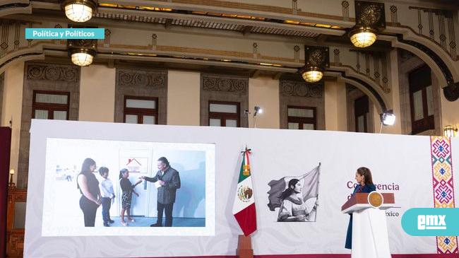 EMX-Claudia-Sheinbaum...-encabezó-entrega-de-viviendas-del-INFONAVIT