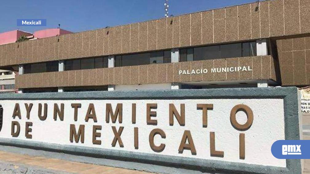 EMX-Blindaran-edificio-de-Ayuntamiento-ante-8M