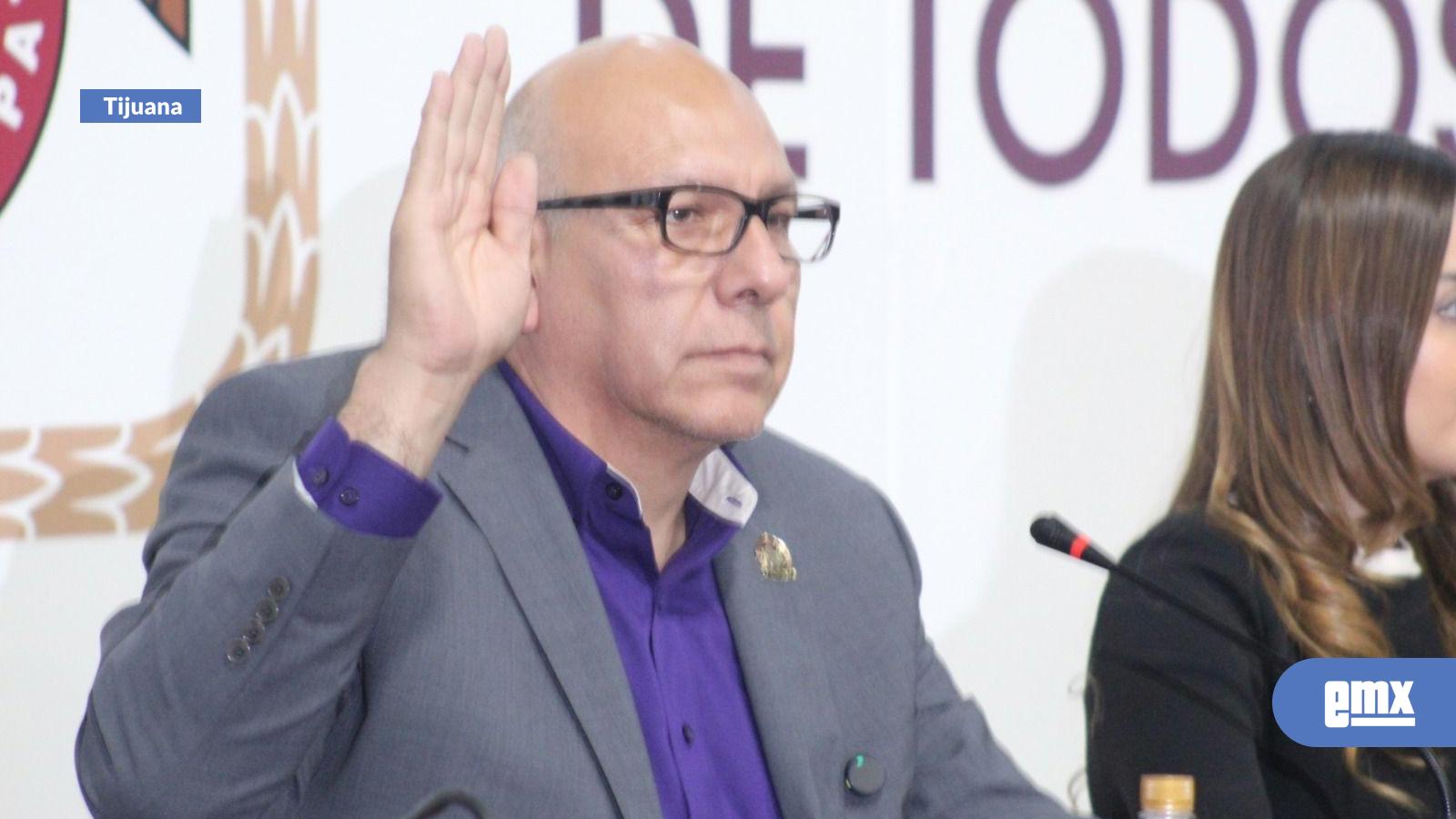 EMX-Un-acto-de-justicia-aprobación-de-servicios-de-salud-a-viudas-de-policías-caídos