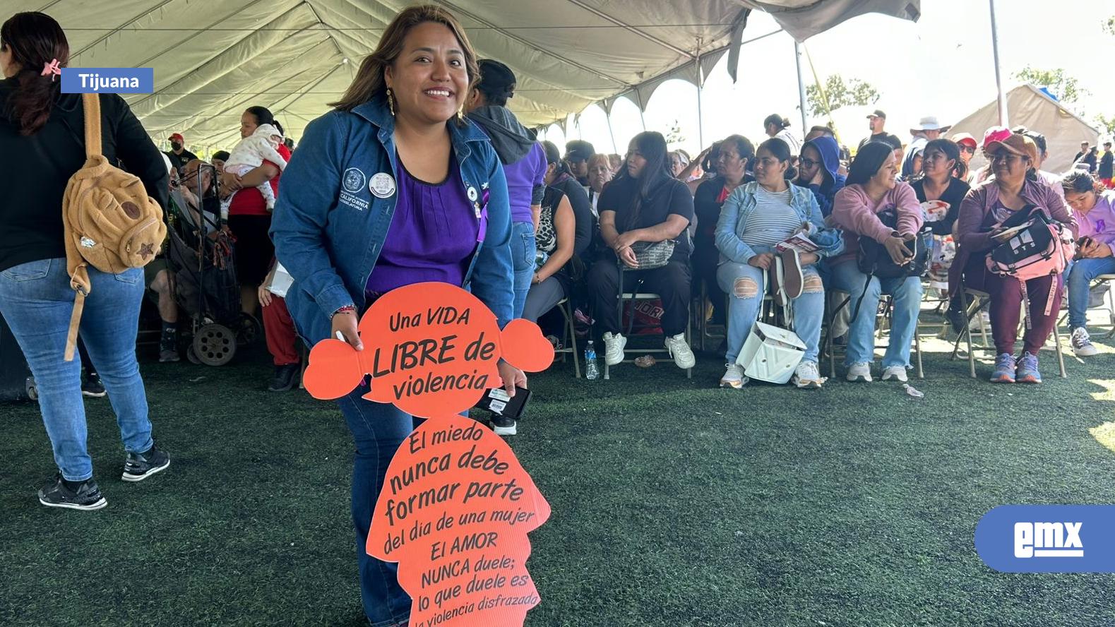 EMX-Entrega-diputada-Evelyn-Sánchez-más-de-2-mil-500-apoyos