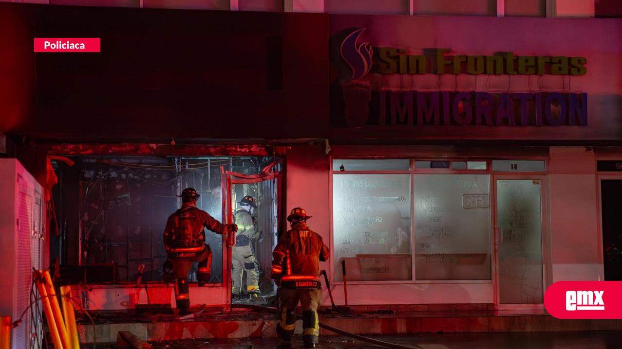 EMX-Incendio-consume-local-comercial-en-Otay