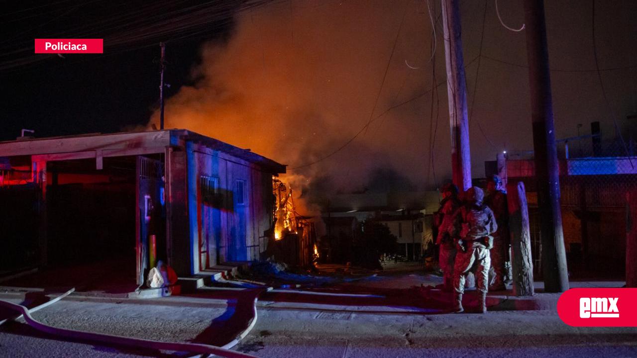 EMX-Incendio-consume-tres-viviendas-de-madera-en-la-colonia-El-Tecolote