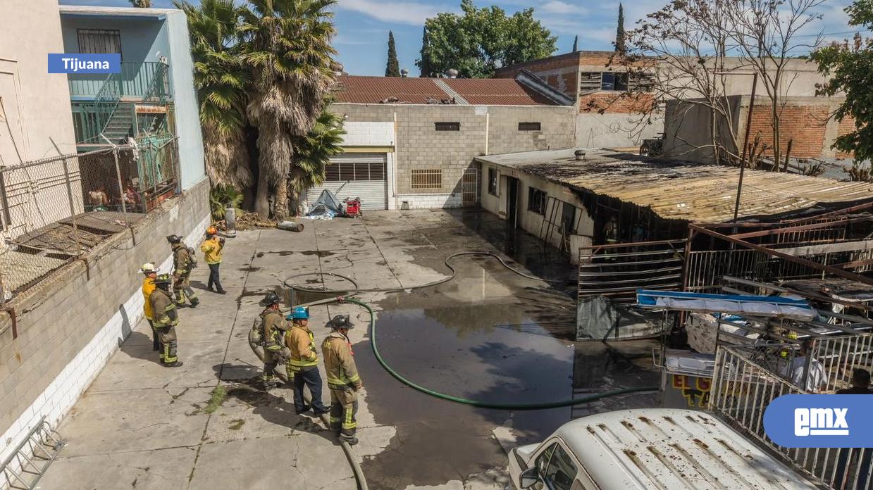 EMX-Incendio-se-registra-en-bodega-de-la-Zona-Norte