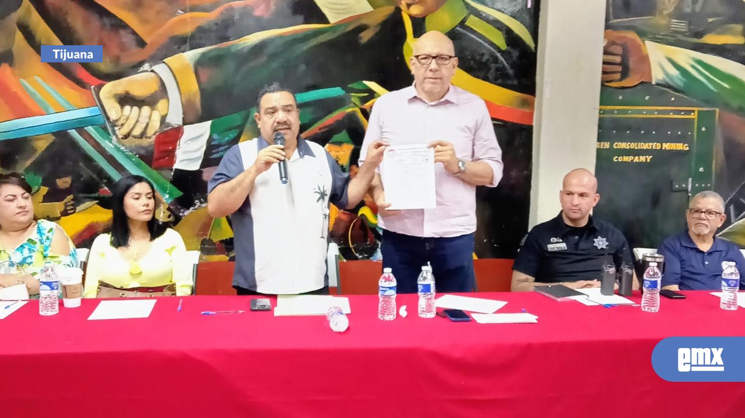 EMX-Recibe-regidor-Ranier-Falcón-propuestas-de-CTM-para-incorporar-a-Reglamento-de-Tránsito