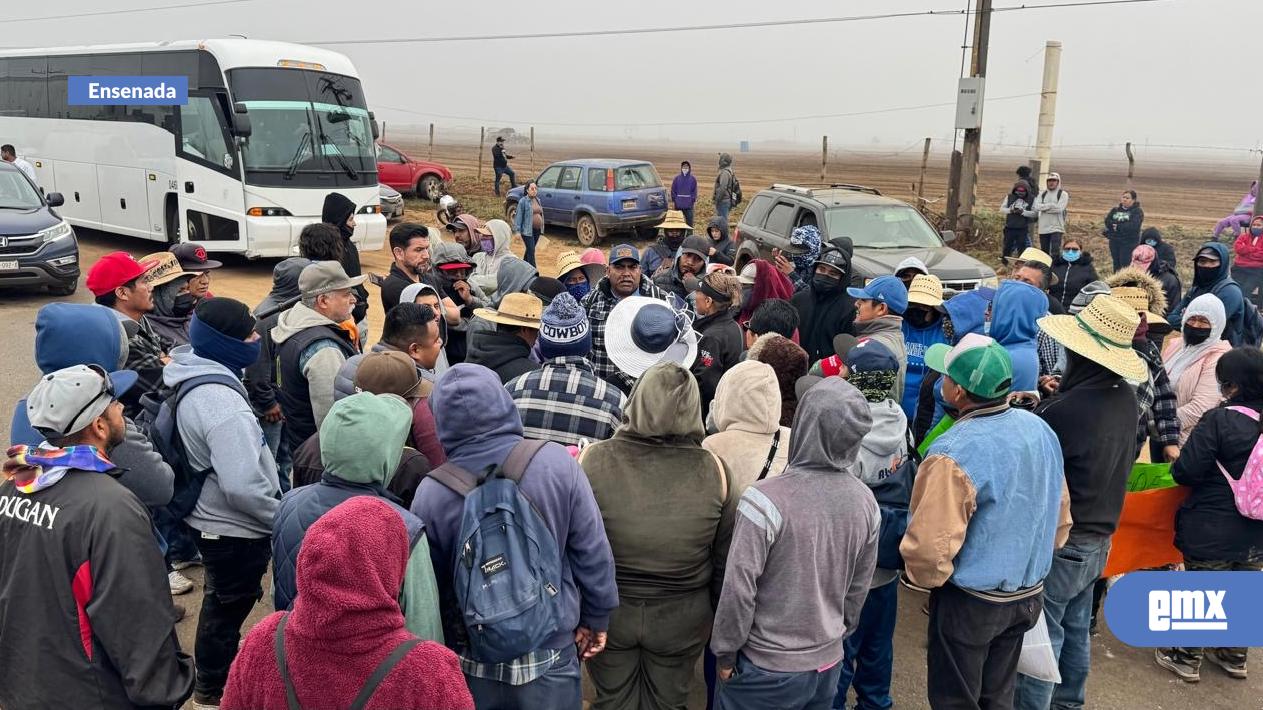 EMX-Bloquean-manifestantes-la-Transpeninsular