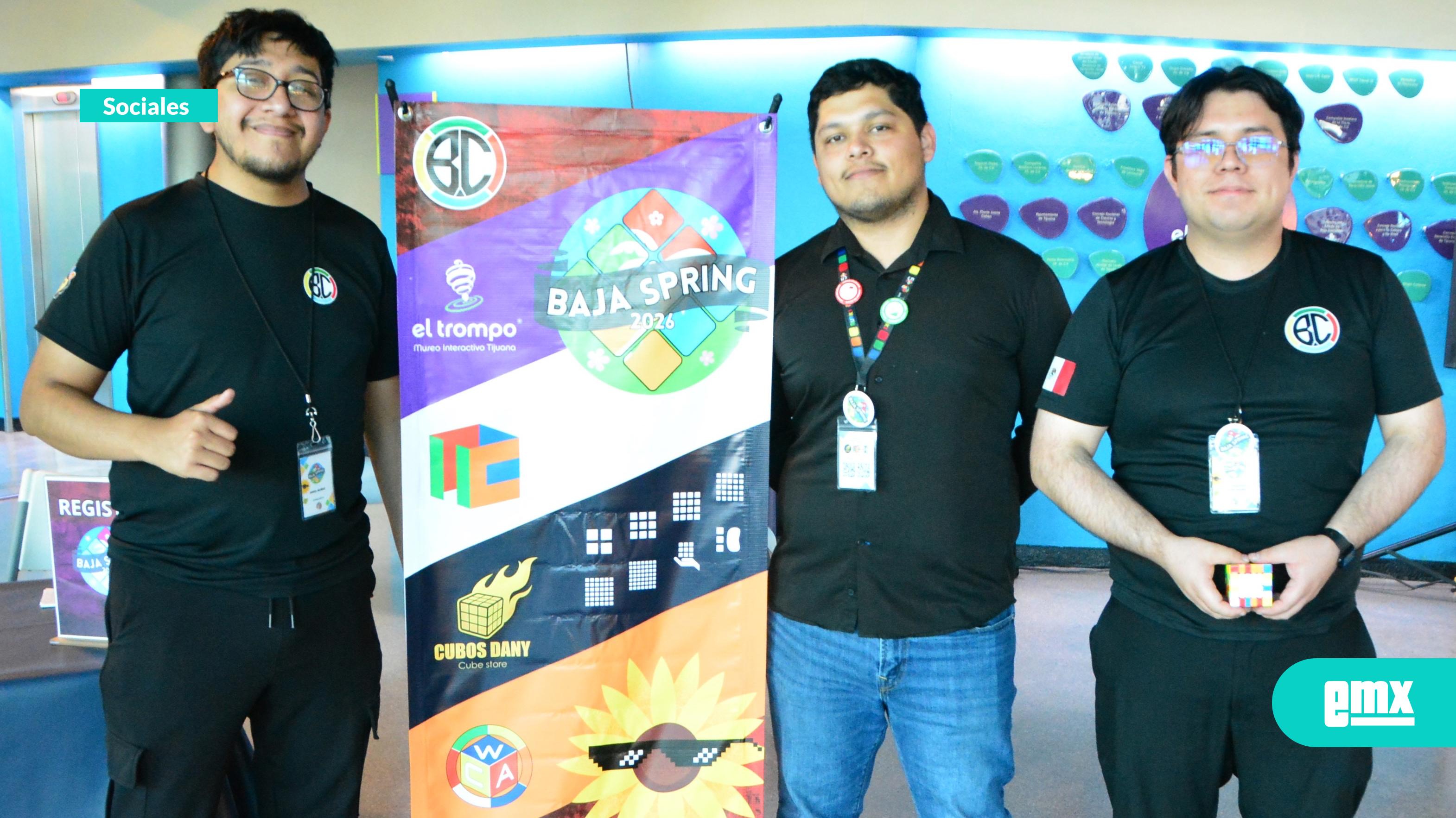 EMX-Competencia-muy-divertida-para-Niños-y-adolescentes-con-cubo-Rubik