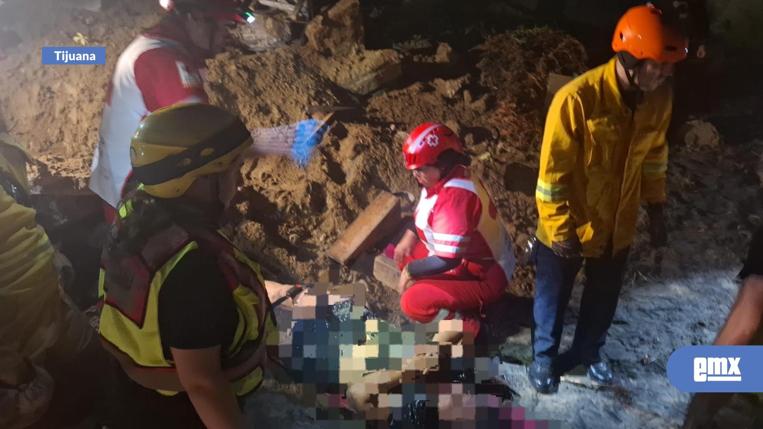 EMX-Colapsa-balcón-en-Playas-de-Tijuana;-mujer-cae-hacia-la-arena