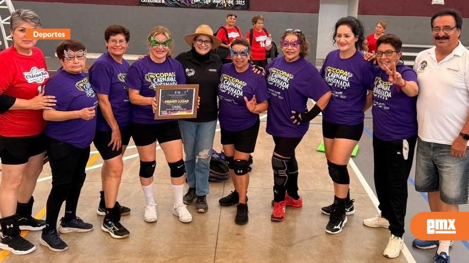 EMX-Ganan-las-Chulas-y-Luciérnagas-III-Copa-Carnaval-de-Cachibol