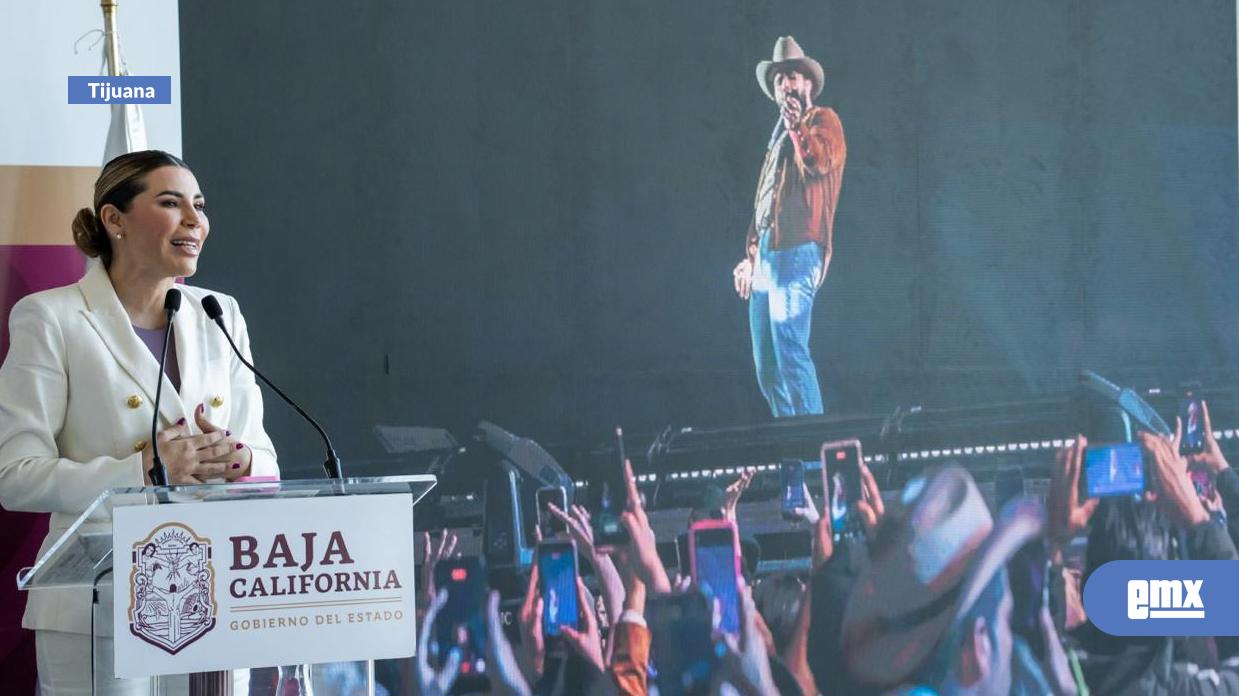 EMX-Protección-Civil-de-BC-realizó-el-conteo-de-35-mil-asistentes-mediante-medición-con-drones-en-concierto-de-Carín-León