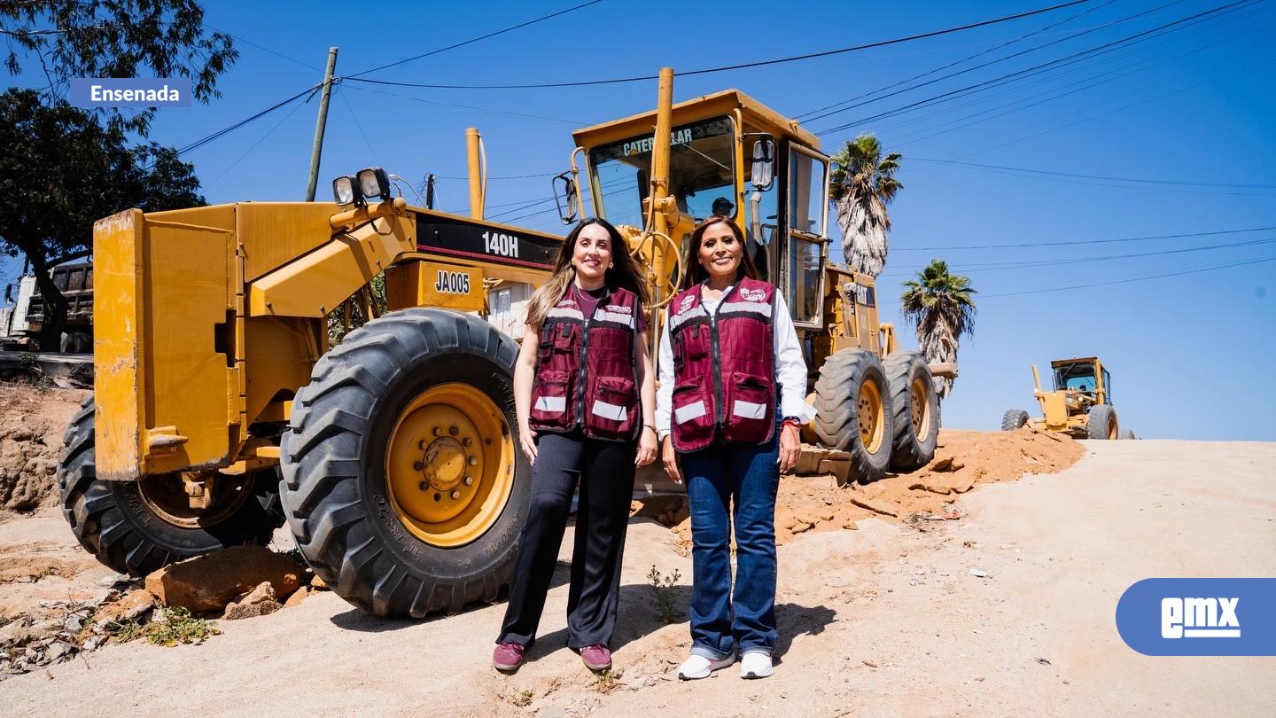 EMX-Rehabilita-Gobierno-de-Claudia-Agatón-más-de-28-mil-m2-de-terracerías-en-Las-Lomitas