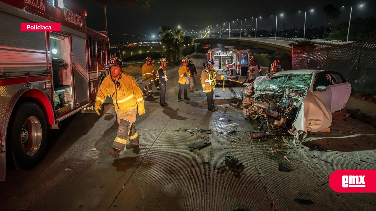 EMX-Muere-joven-tras-fuerte-choque-en-la-avenida-Internacional;-hay-dos-lesionados