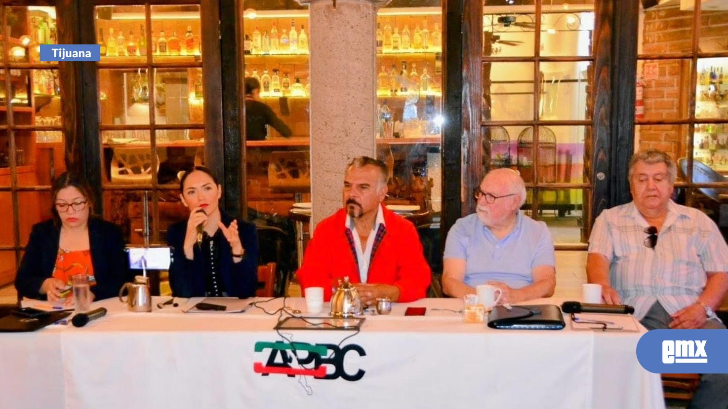 EMX-Liderazgo-consciente,-clave-para-construir-un-“México-potencia”