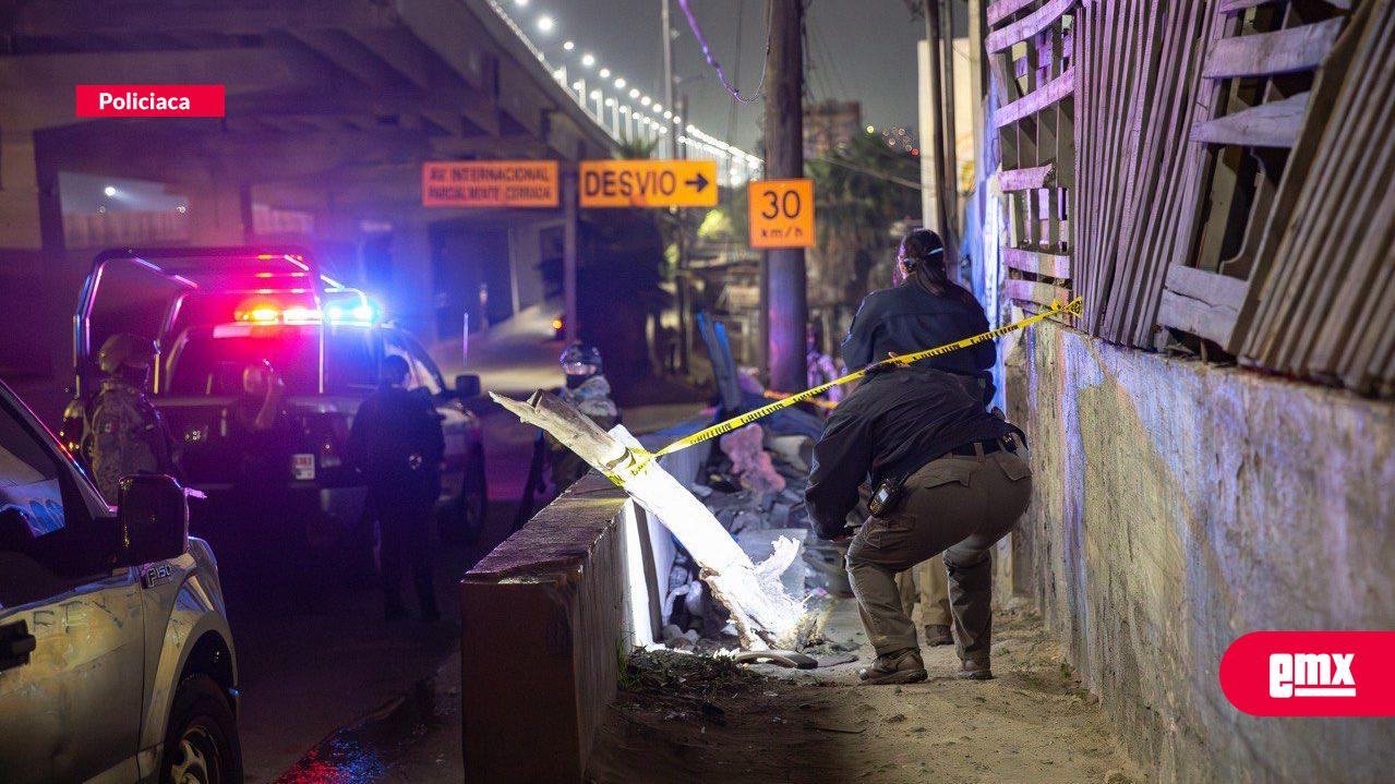 EMX-Hallan-cuerpo-con-presunto-narcomensaje-en-la-colonia-Castillo