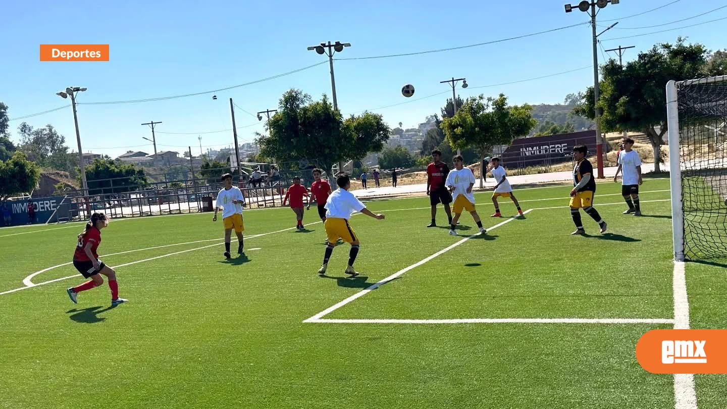 EMX-Realizaron-jornada-nacional-de-futbol-en-Ensenada