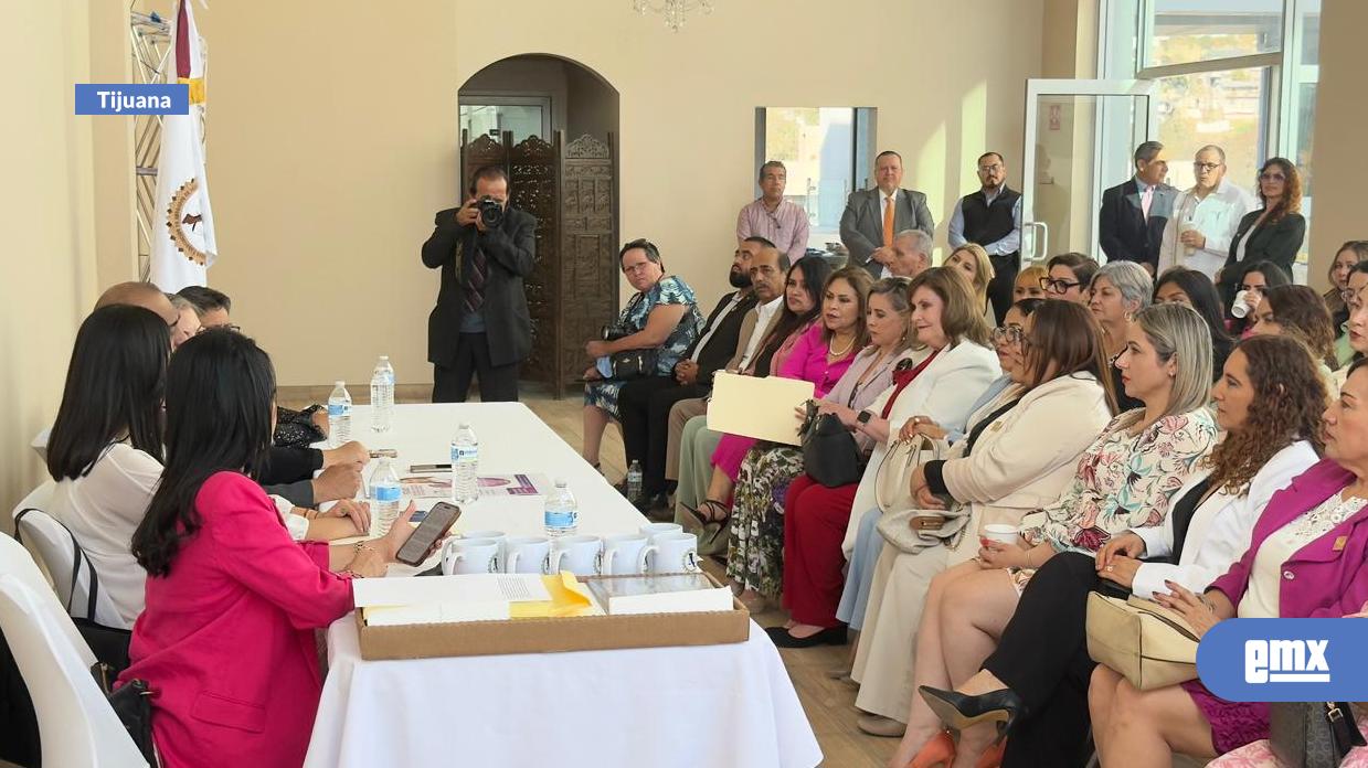 EMX-Participó-la-diputada-Eva-Moreno-en-ceremonia-de-la-"FEDABO"-en-el-marco-del-Día-Internacional-de-la-Mujer