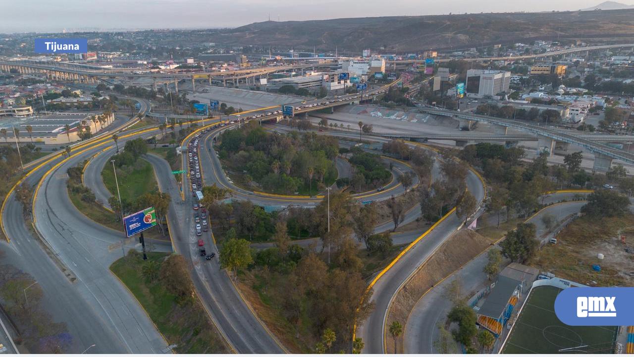 EMX-Cruce-fronterizo-por-San-Ysidro