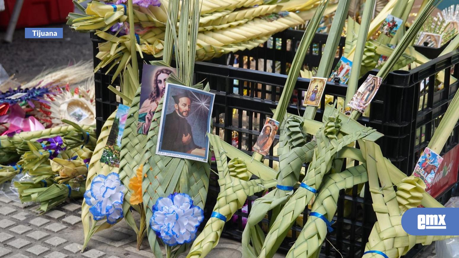 EMX-Gran-afluencia-de-fieles-en-el-Santuario-de-la-Virgen-de-Guadalupe-por-Domingo-de-Ramos-en-Tijuana