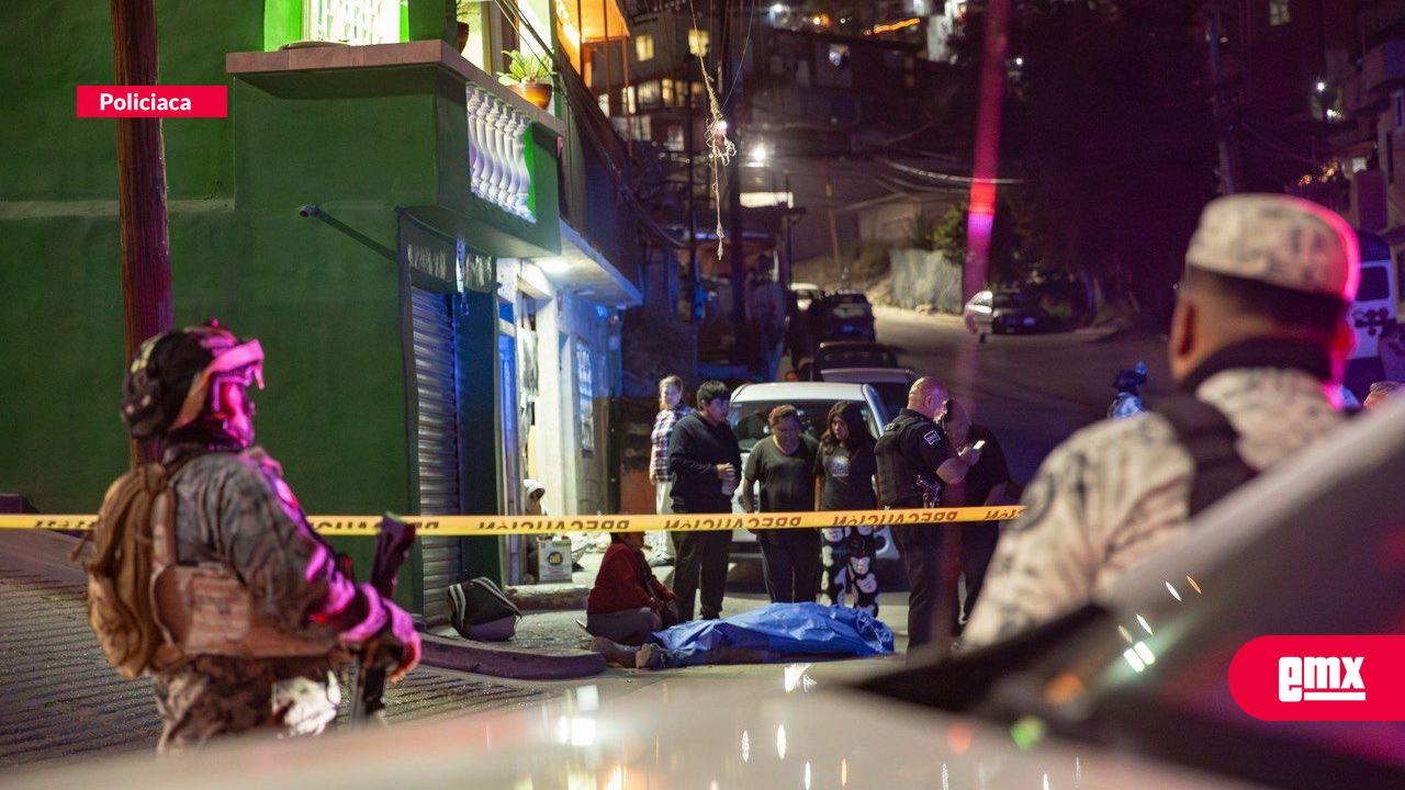 EMX-Balean-a-hombre-en-Camino-Verde