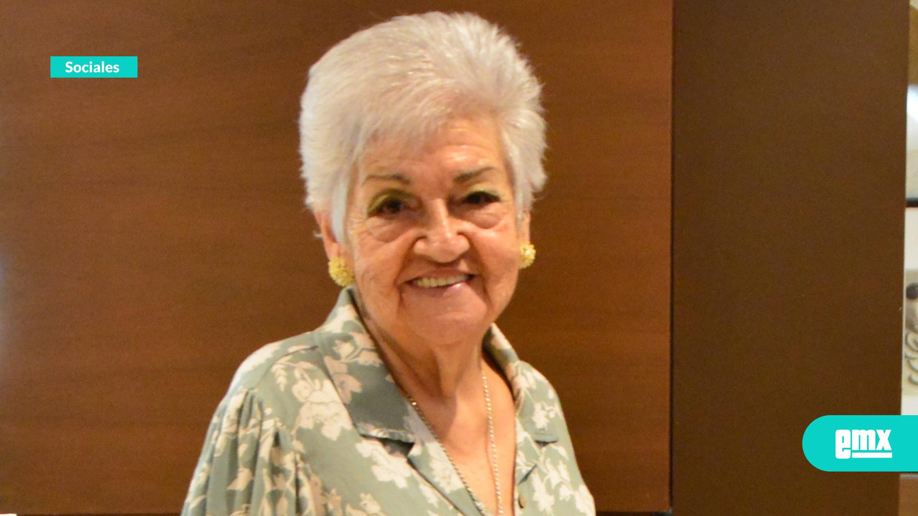 EMX-Elizabeth-Pulido-celebra-su-cumpleaños-en-reunión-íntima