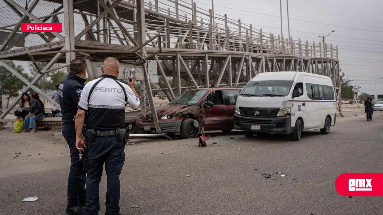 EMX-Accidente-en-bulevar-2000-deja-dos--lesionados,-uno-de-gravedad;-taxi-de-ruta-involucrado-se-da-a-la-fuga