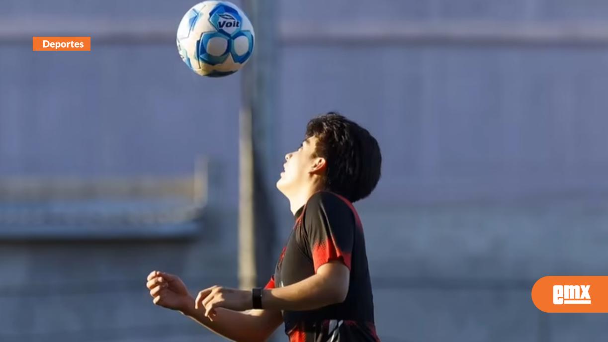 EMX-Vuelve-a-entrenar-con-Xolos-Gilberto-Mora-Jr