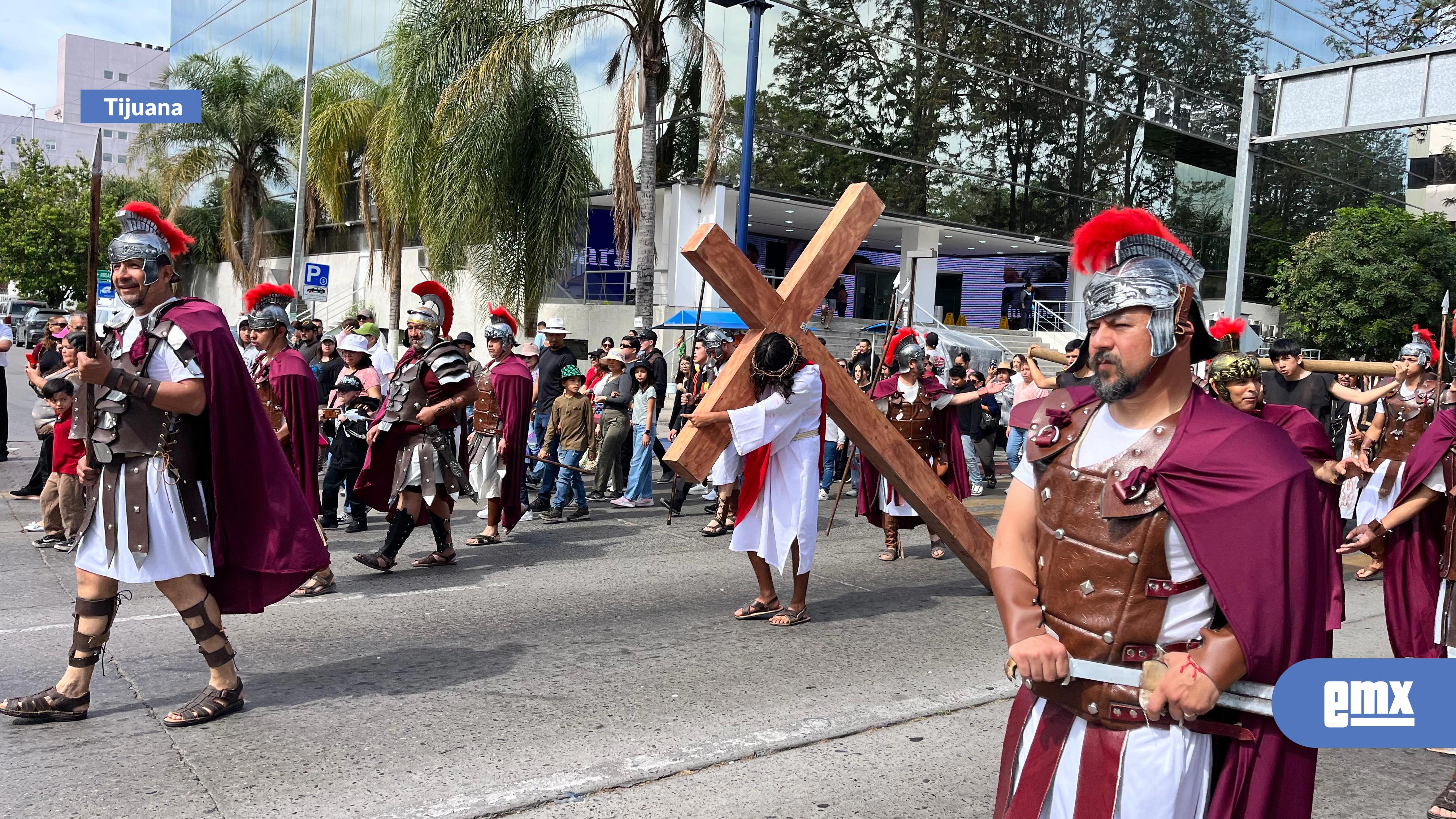 EMX-Realizan-Víacrucis-en-Tijuana