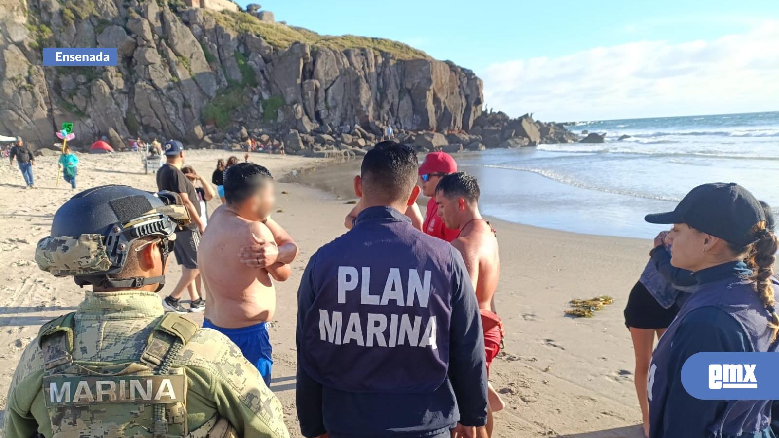 EMX-Marina-realiza-el-rescate-de-una-persona-en-playa-La-Misión