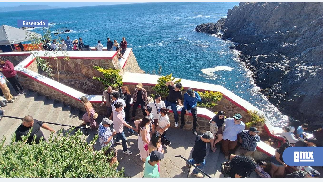 EMX-Más-de-31-mil-personas-visitan-La-Bufadora-en-los-días-mayores-del-periodo-vacional