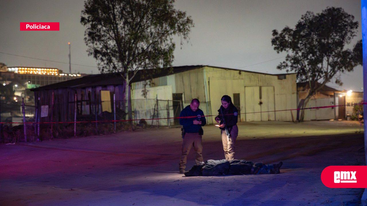 EMX-Localizan cuerpo  maniatado en Loma Bonita