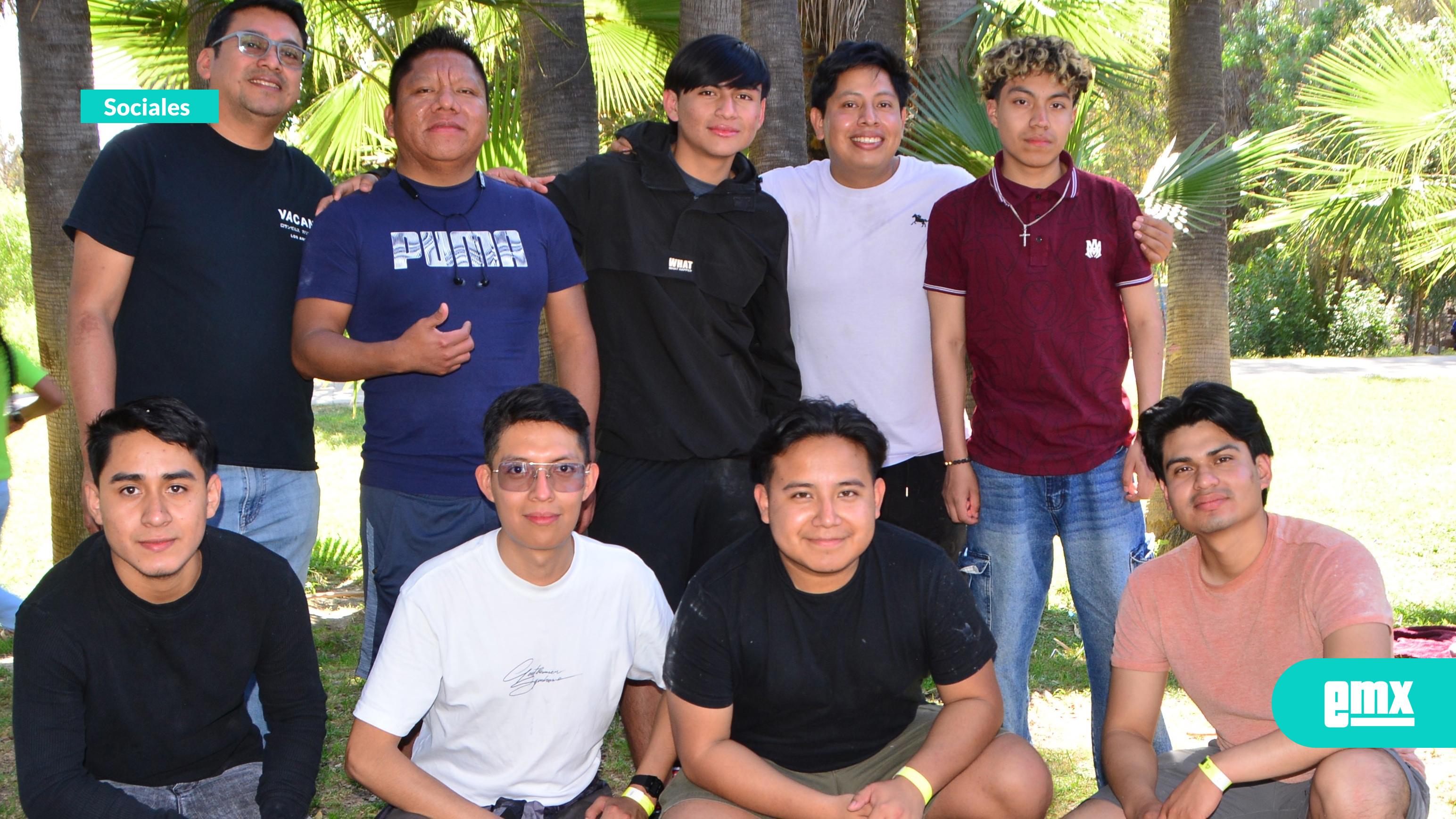 EMX-Compartieron-amena-reunión-en-Días-de-Semana-Santa