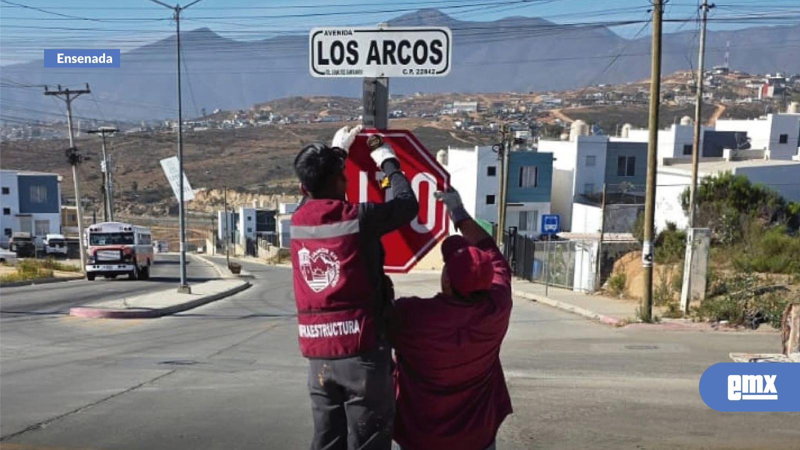 EMX-Impulsa-Gobierno-de-Ensenada-calles-más-seguras-con-señalización