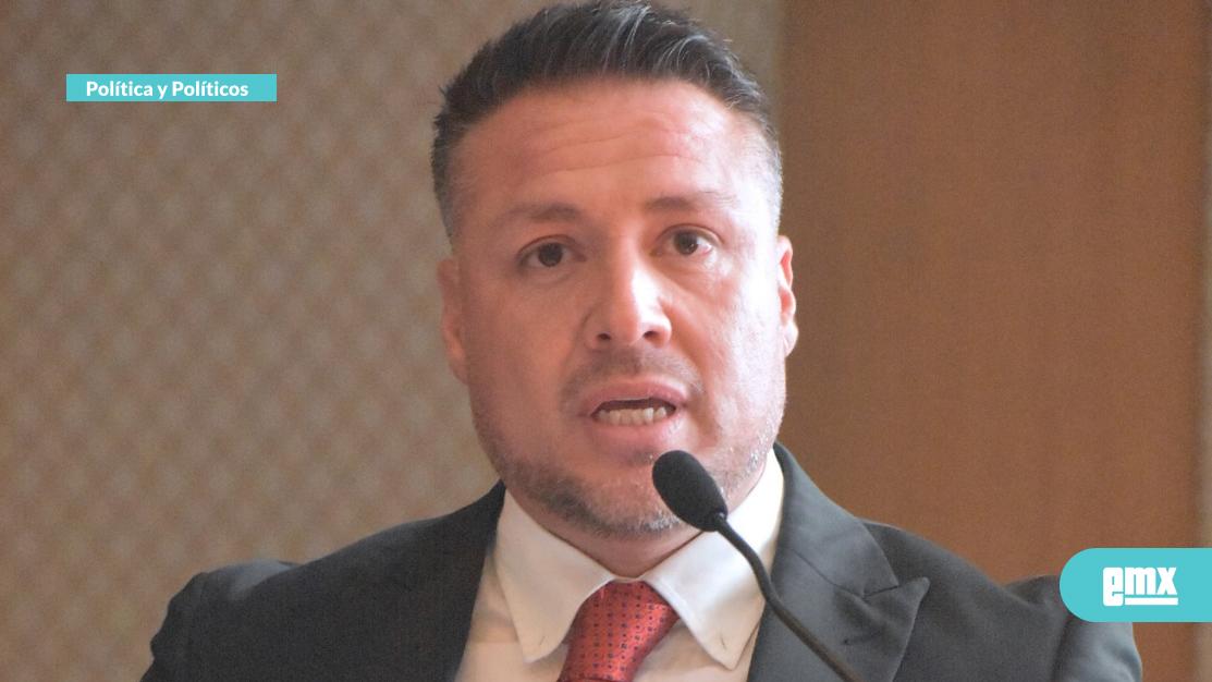 EMX-José-Plascencia-cuestiona-obra-que-realiza-el-presidente-de-Comice-en-SQ