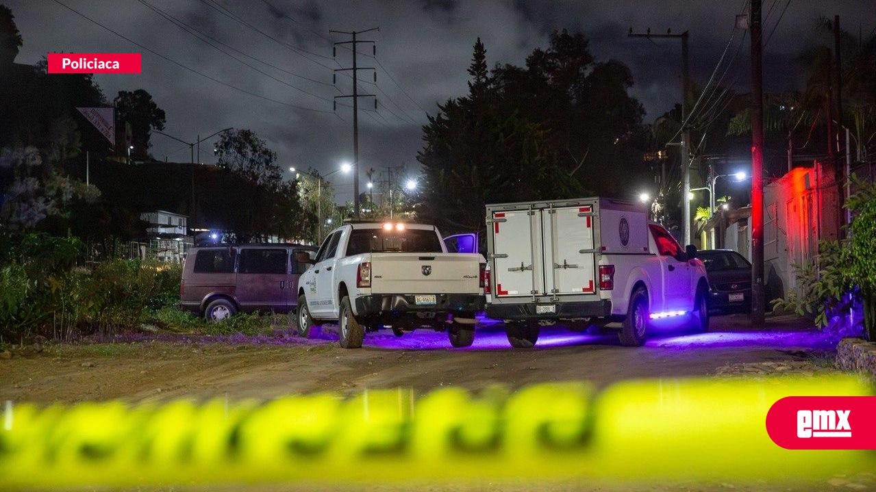 EMX-Hallazgo-de-cuerpo-con-huellas-de-violencia-dentro-de-un-vehículo-en-Pedregal-de-Santa-Julia