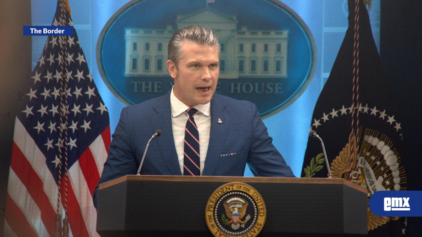 EMX-Cita-Hegseth-oración,-pero-era-frase-de-'Pulp-Fiction'