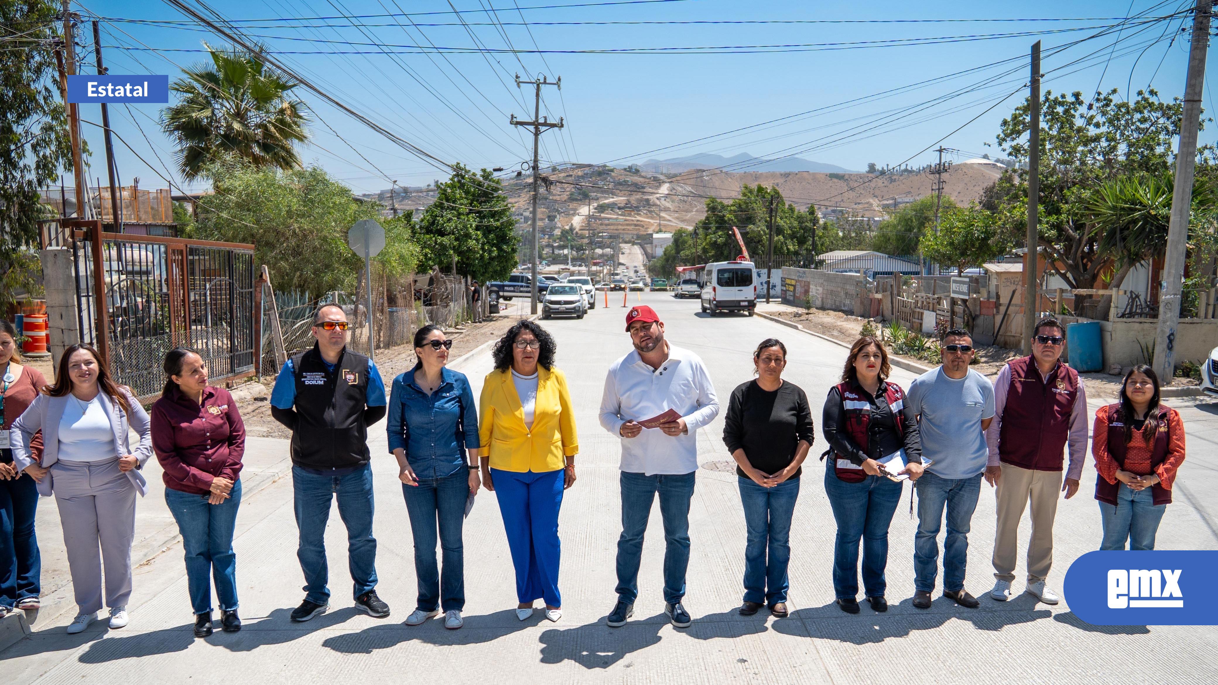 EMX-Inaugura-Ismael-Burgueño-obras-de-pavimentación-en-La-Morita-y-Ejido-Francisco-Villa