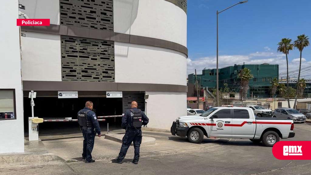 EMX-Conato-de-incendio-en-piso-17-de-edificio-en-fraccionamiento-Chapultepec;-hay-una-mujer-detenida