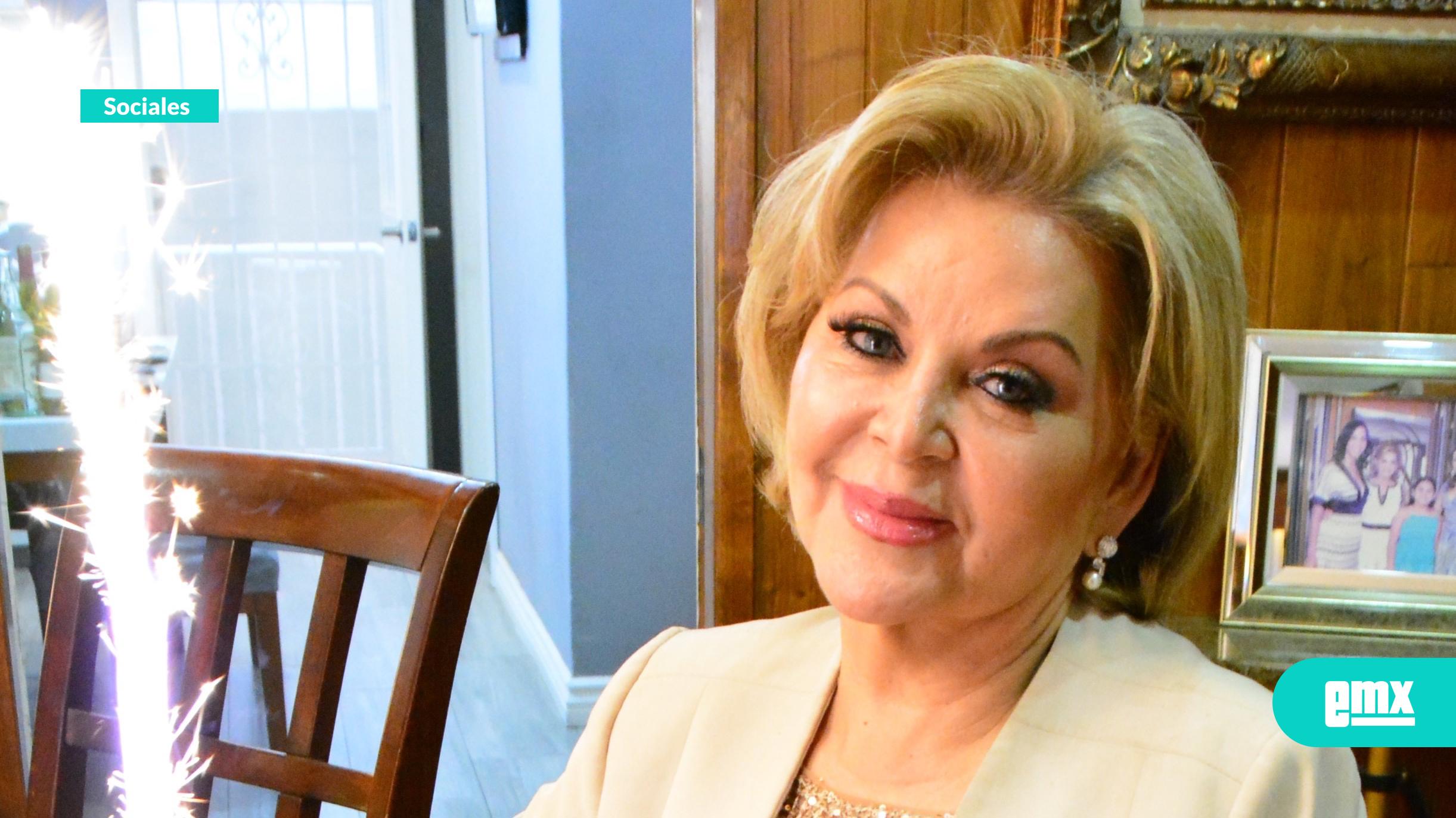 EMX-Elegante-festejo-por-cumpleaños-de-Dama-tijuanense,-Sandra-Carrillo