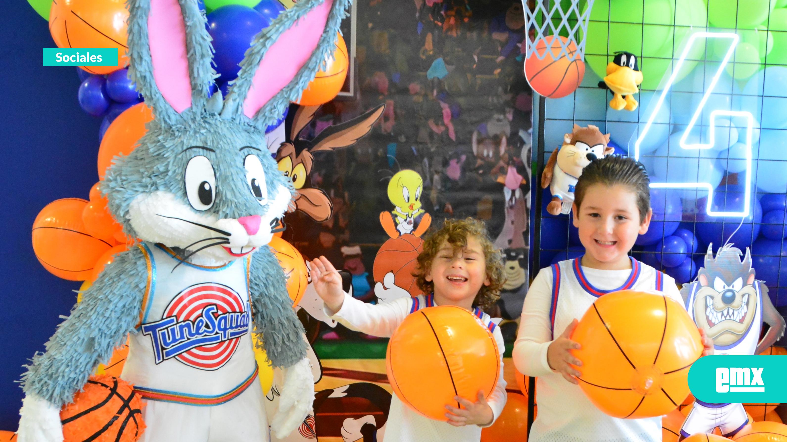 EMX-Hacen-equipo-con-Looney-Tunes-Cumpleaños-de-Max-y-Nico-Horta-Jiménez