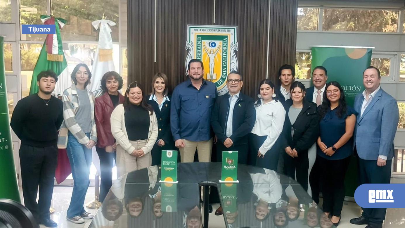 EMX-Ayuntamiento-beca-a-estudiantes-de-UABC