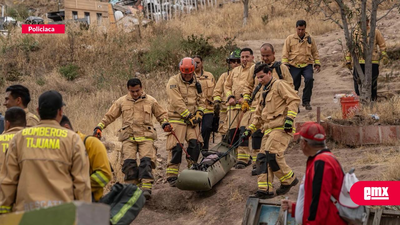 EMX-Bomberos-rescatan-a-tres-personas-durante-evento-religioso-en-el-Cerro-Colorado