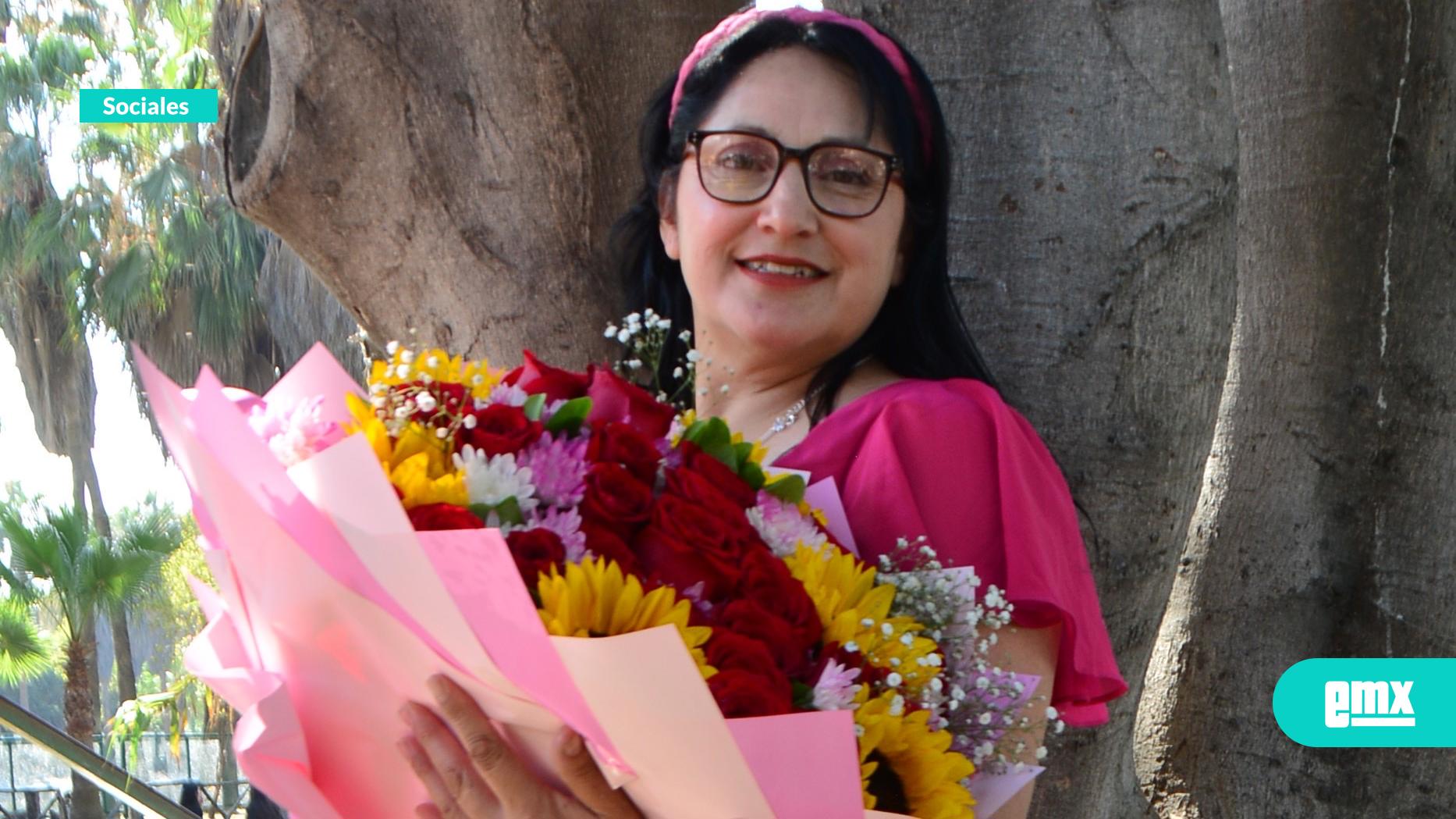 EMX-Festejaron-EL-50º-aniversario-de-vida-de-La-señora-Bertha-Alicia-Arreguin-Salinas