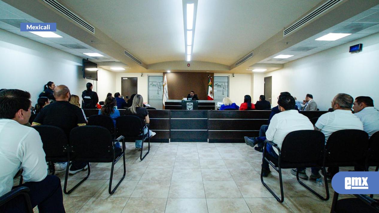 EMX-Posponen-por-cuatro-horas-audiencia-de-Roxana-“N”-tras-presentación-de-nuevas-pruebas